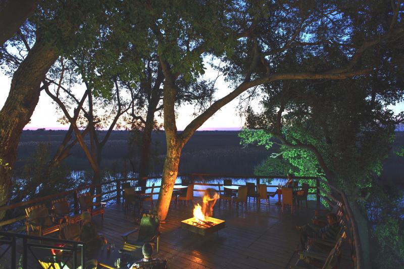 Namibia, Kongola, Namushasha River Lodge, Feuerstelle