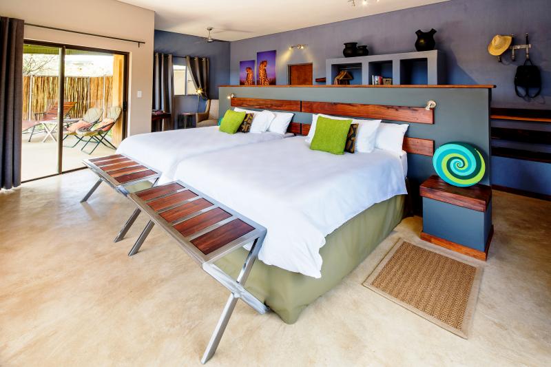 Namibia, Otjiwarongo, Okonjima Plains Camp, View Rooms - Blue Room