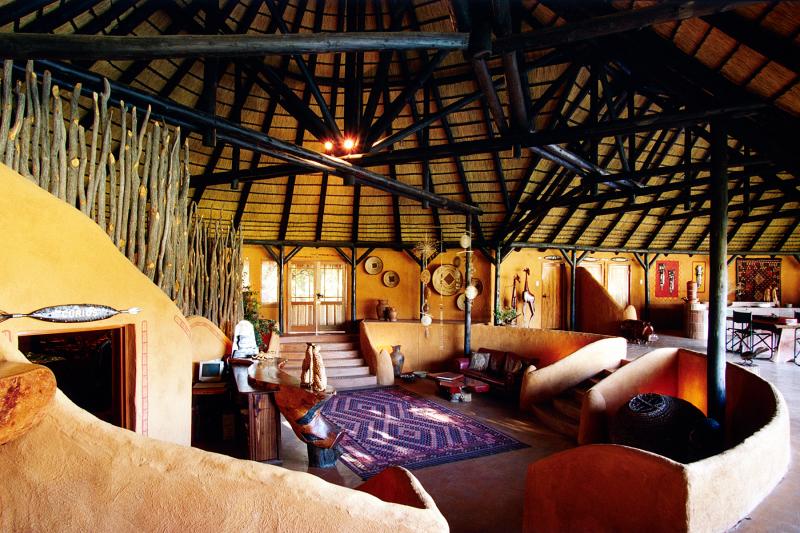 Namibia, Otjiwarongo, Okonjima Bush Camp, Lodge