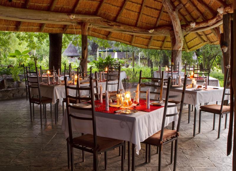 Botswana, Maun, Thamalakane River Lodge, Restaurantbereich