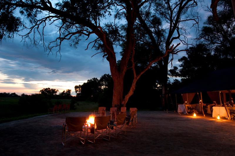 Botswana, Moremi Game Reserve, Machaba Camp, Lagerfeuerstelle