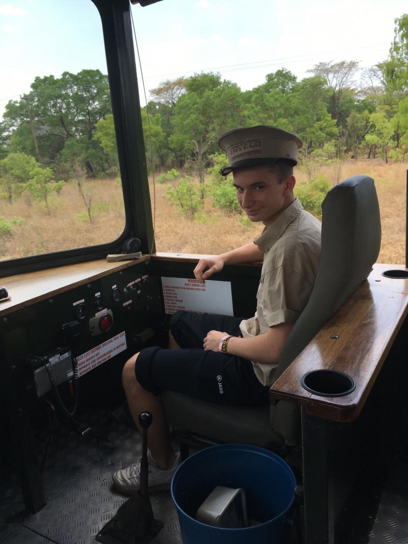 Simbabwe, Hwange Nationalpark, Elephant Express