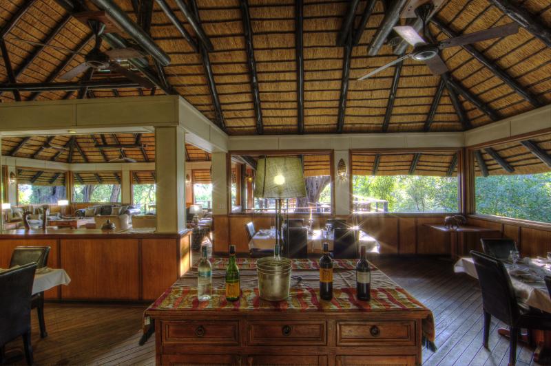 Botswana, Moremi Game Reserve, Camp Moremi, Lounge