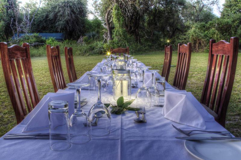 Botswana, Okavango Delta, Camp Okavango, Bushdinner