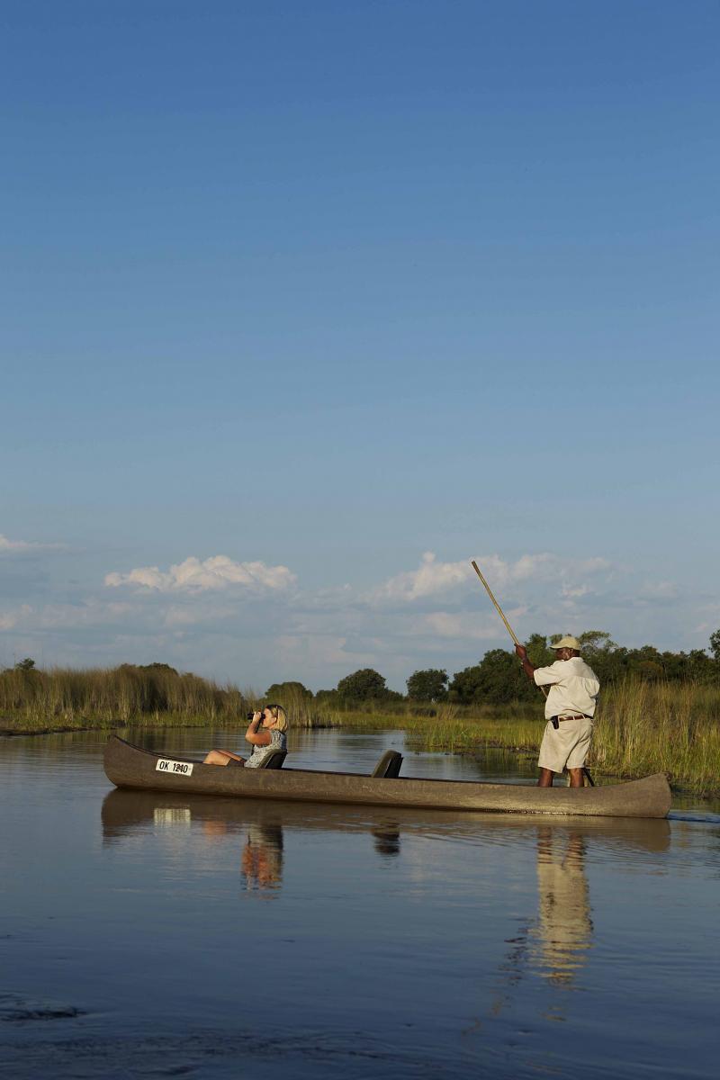 Botswana, Okavango Delta, Camp Okavango, Aktivitäten, Mokoro Fahrt, Flußfahrt, Ranger
