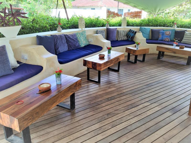 Indigo Beach, Lounge