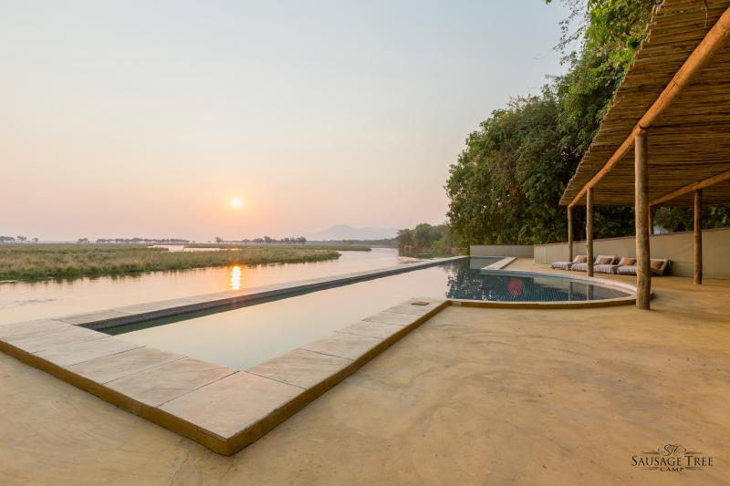 Sambia, Lower Zambezi Nationalpark, Sausage Tree Camp, Pool