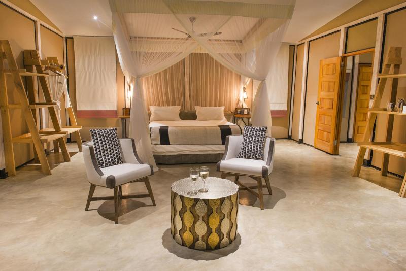 Sambia, Lower Zambezi Nationalpark, Sausage Tree Camp, Kigelia House