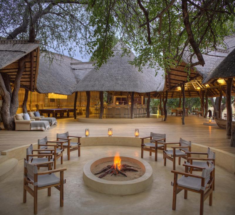 Sambia, Luangwa Nationalpark, Lions Camp, Feuerstelle