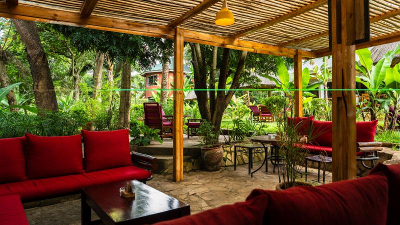 Tansania, Arusha, Africa Safari Arusha, Bar Lounge Areal