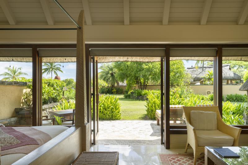 Mauritius, Nordwest Küste, Turtle Bay, The Oberoi Beach Resort, Zimmerbeispiel Luxury Pavilion