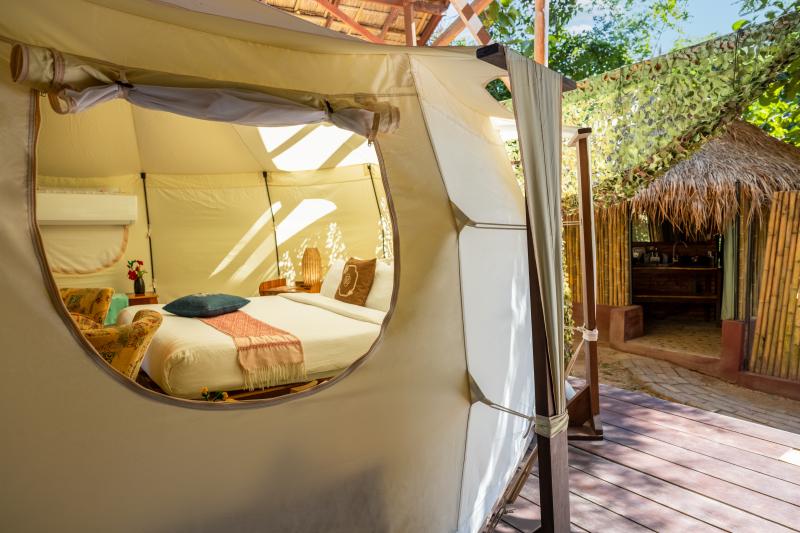 Laos, Luang Prabang, The Namkhan Luang Prabang, Zimmerbeispiel Explorer Glamping